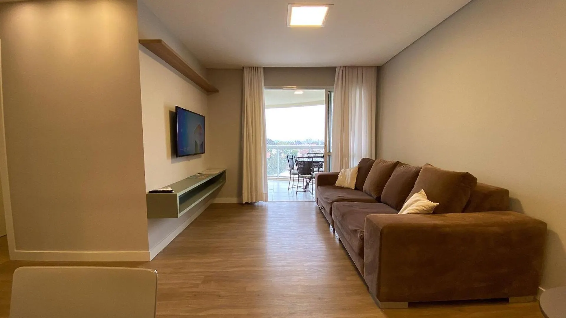 N5406 Ap Completo Home Club 3Qts P/ Ate 8 Pessoas Penha  0*, Penha (Santa Catarina)