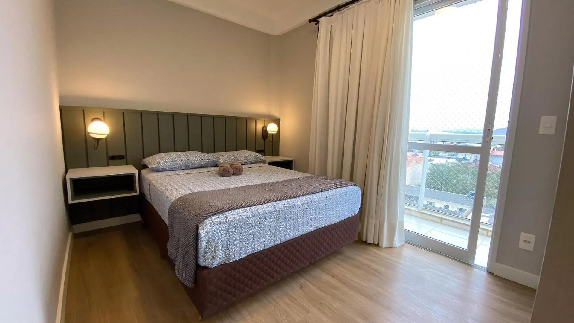 N5406 Ap Completo Home Club 3Qts P/ Ate 8 Pessoas Penha  0*, Penha (Santa Catarina)